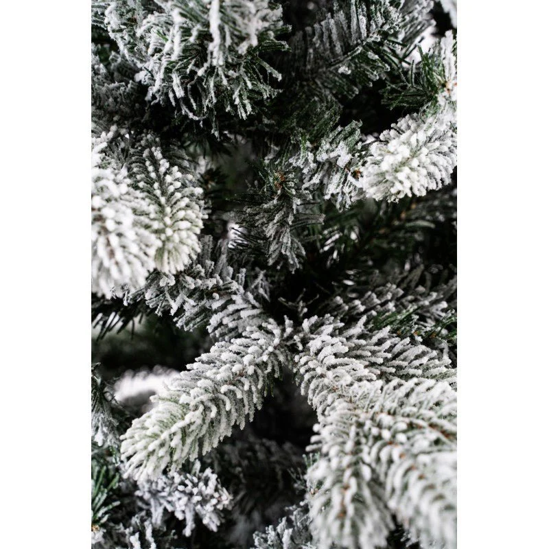Albero di Natale artificiale Cervino, slim innevato e facile da montare | Xone - Image 6