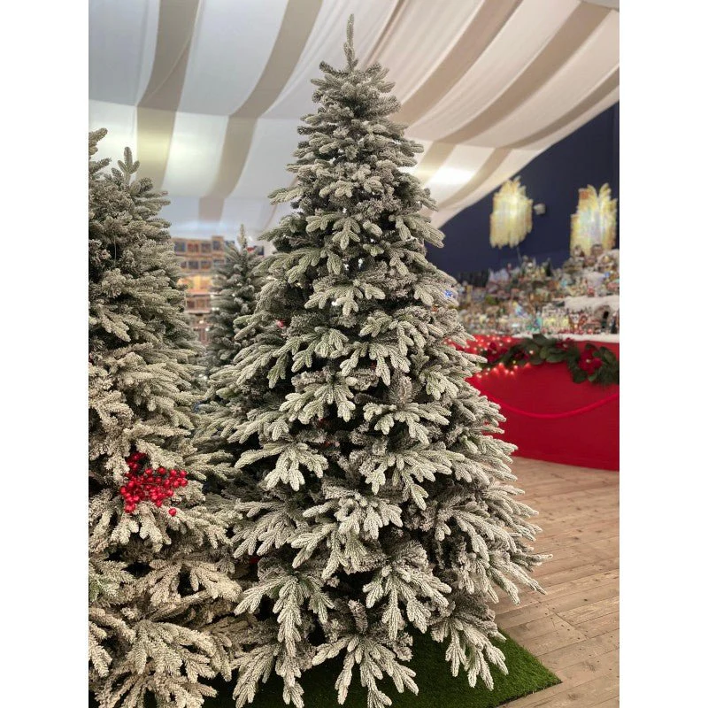 Albero di Natale artificiale Romanov, innevato e realistico in stile nordico | Xone - Image 3
