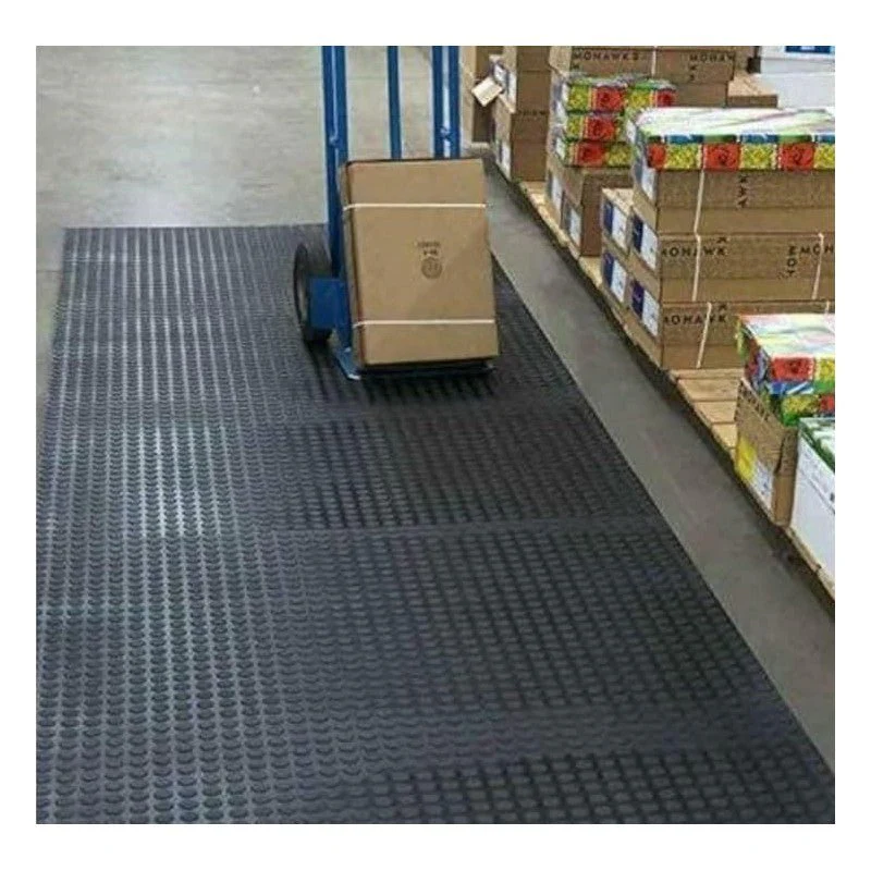 Pavimento bullonato antiscivolo in PVC nero - Image 3